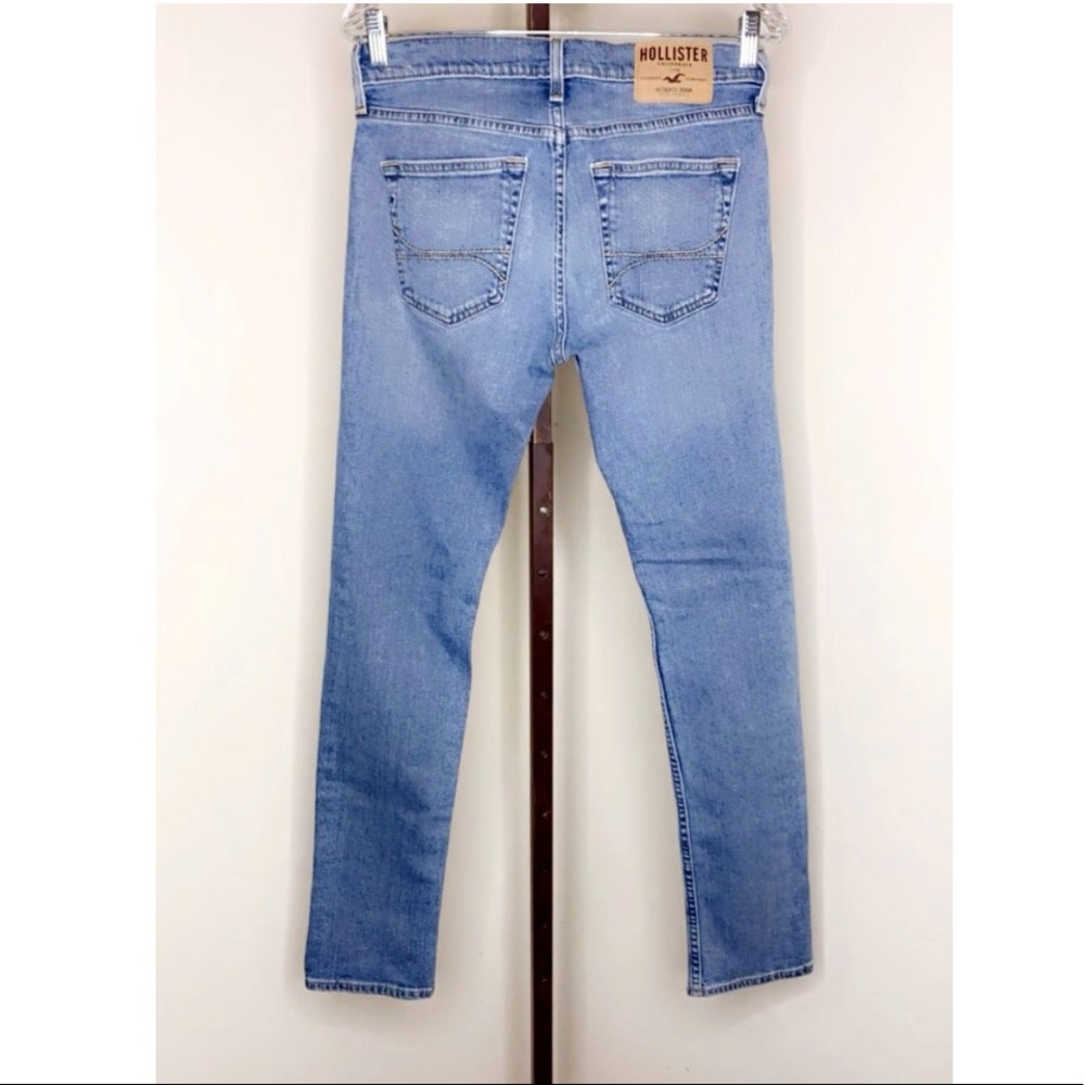 💪🏽Hollister Young Men’s med washed skinny… - Picture 2 of 2